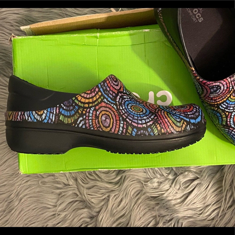 Crocs for work - Picture 2 of 3
